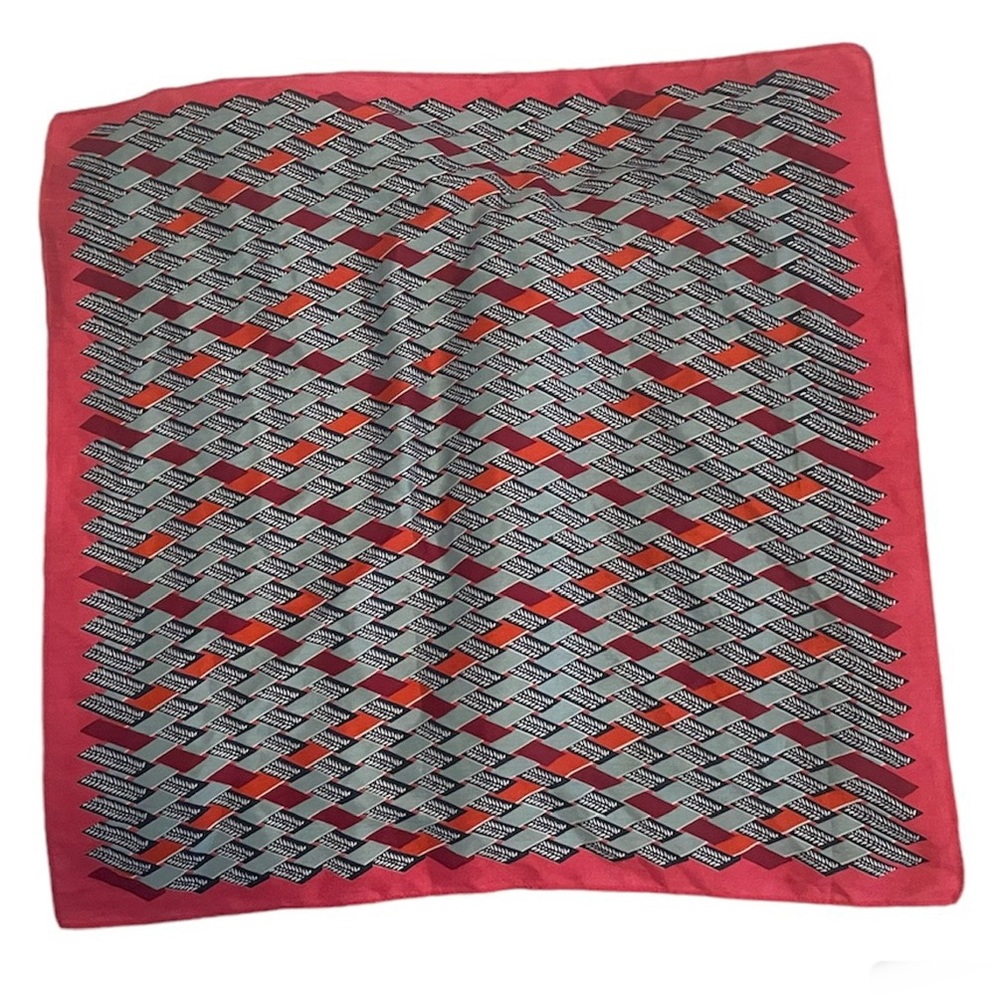 Inouitoosh Alhambra Patrick Silk Scarf Pink with geometric pattern (22x22)
